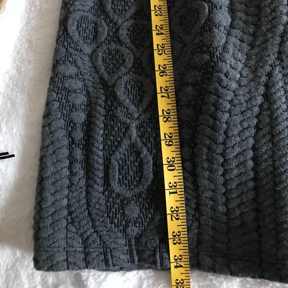 Little grey dress. Perfect for fall season - Picture 6 of 9